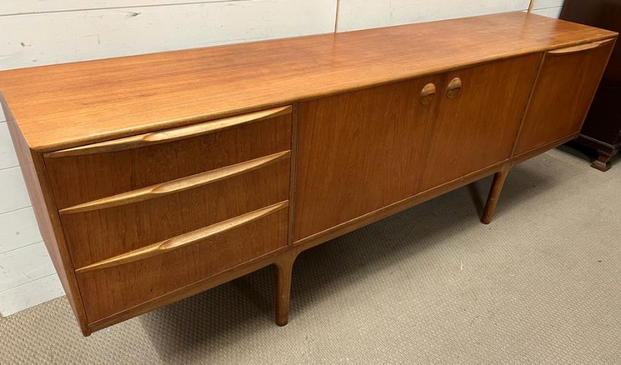 Mackintosh 1960's Dunvegan sideboard (H75cm W214cm D45cm)