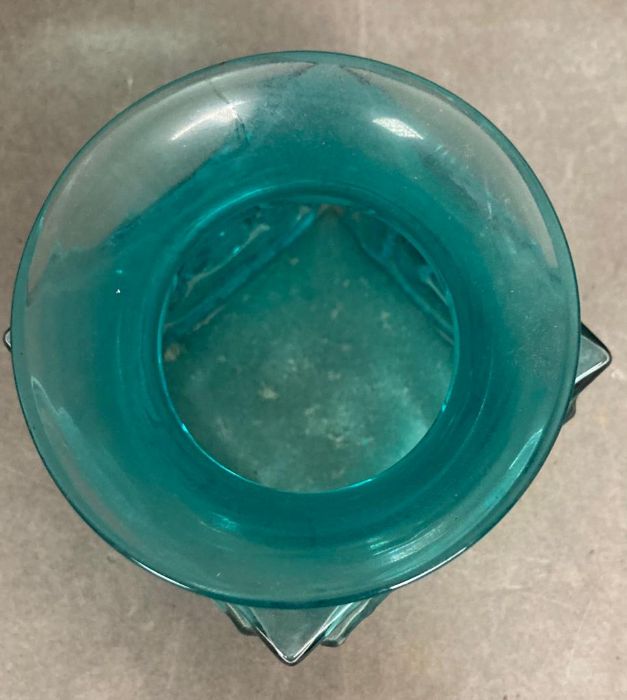 A Mid Century Kingfisher blue vase - Image 3 of 4
