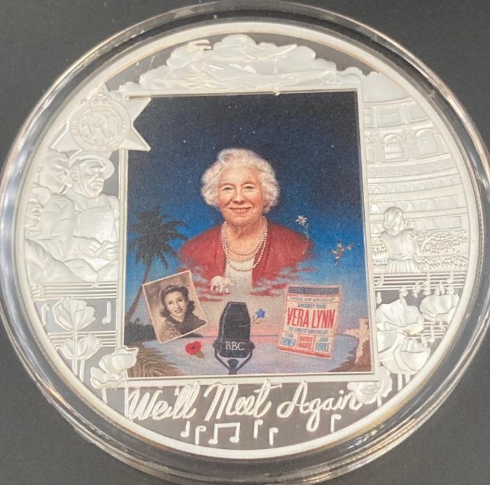 Dame Vera Lynn The Portrait Coin, cased. - Image 3 of 3
