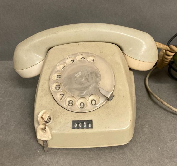 Two vintage dial telephones - Image 3 of 3