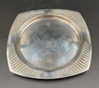 A silver pin dish (107g) by the Royal Irish Silver Co, hallmarked for Sheffield 1973