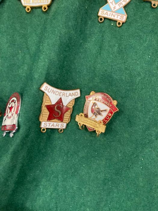 A collection of Speedway badges (Approximately 130 in total) to include Stamford Bridge 1930, - Image 6 of 10