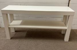 A low bench seat (H46cm W90cm D86cm)