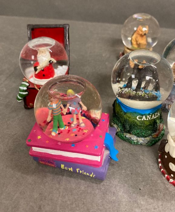 A boxed selection of snow globes - Image 7 of 7