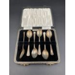 A Boxed set of six silver teaspoons, hallmarked for Birmingham by Angora Silver Plate Co Ltd 1968