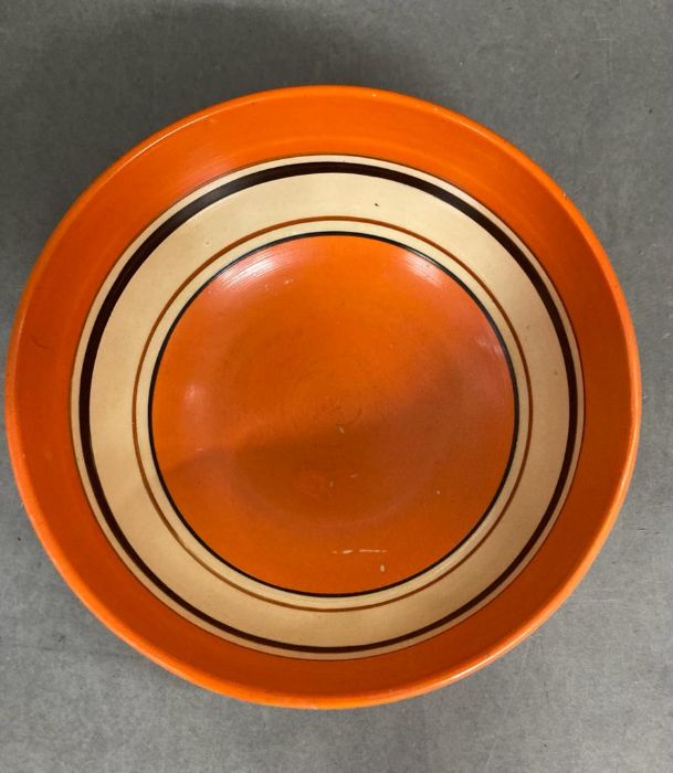 A Clarice Cliff Fantasque pattern bowl, diameter 15cm - Image 2 of 4