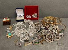 A selection of mainly silver costume jewellery