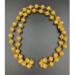 A Persian gold necklace with ornate ball design (Total Weight 151g)