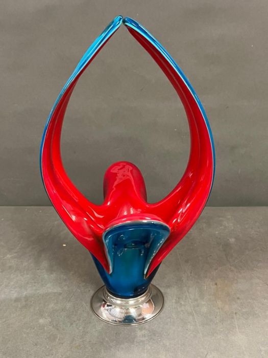 1970's vintage Murano glass azure, red with metal base, bohemian piece (H45cm) - Image 4 of 6