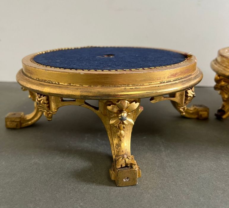 Two Gilt stands - Image 2 of 4