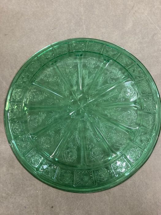 Eleven green glass plates with floral detail - Image 3 of 6