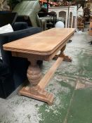 A Light Oak console table with baluster turned legs and drawer to center (H 75 cm x L 175cm x D