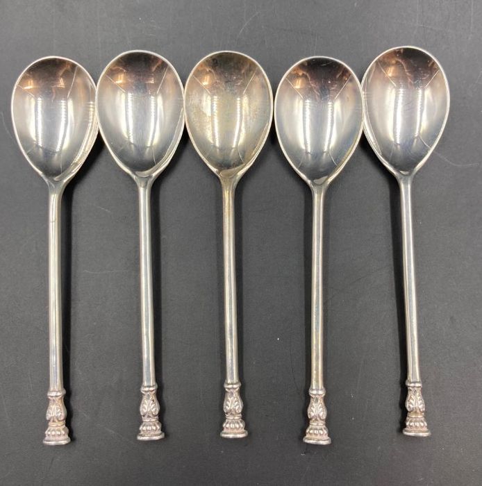 A set of five silver teaspoons, hallmarked for London, makers mark DF (Approximate total weight