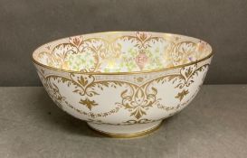 The Spode golden Jubilee bowl of her majesty Queen Elizabeth II limited Edition 22/250