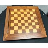 A Galileo chessboard, computer (Sq52cm)