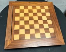 A Galileo chessboard, computer (Sq52cm)