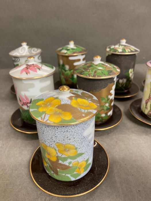 A selection of twelve floral decorated porcelain sake/tea cups and saucers - Image 2 of 5