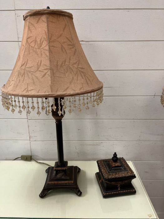 A standard light, table lamp and lidded pot - Bild 2 aus 3