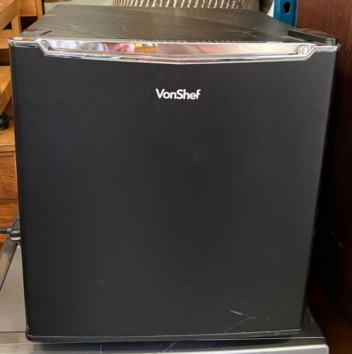A VonShef black 35l freezer
