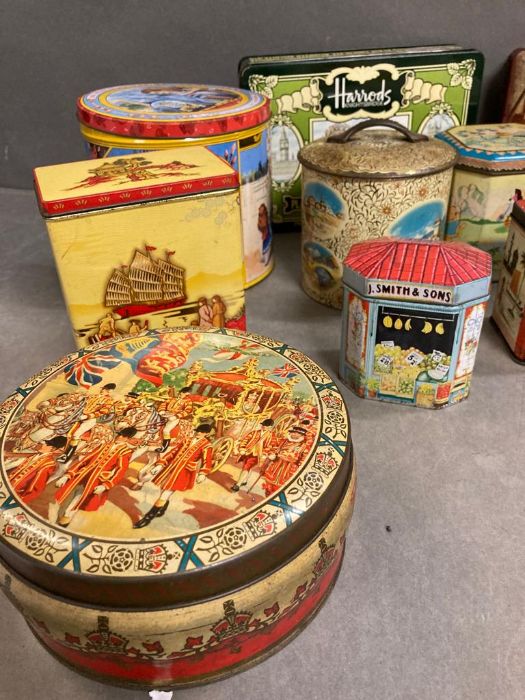 A large selection of vintage tins - Image 4 of 6