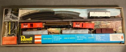 A Revell 'Santa Fe' railway set, with track, engine and rolling stock.