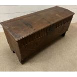 An English oak chest/coffer (H48cm W99cm D37cm)