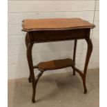 An oak side table H80 D41 W67