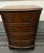 A mahogany beside chest of drawers (H76cm W50cm D39cm)
