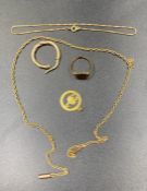 A selection of 9ct gold items (Aproximate Total Weight 9g)