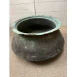 A cooking pot from Bahrain (H30cm Dia 40cm)