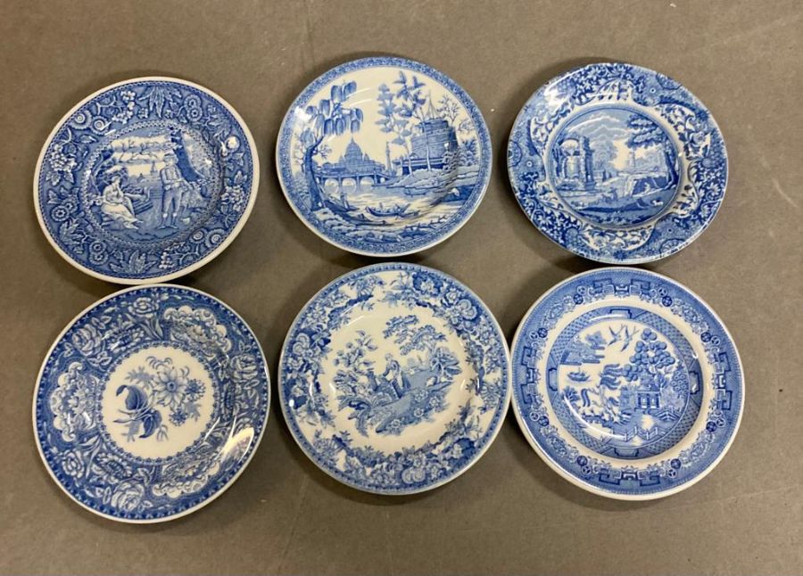 A selection of miniature Spode pin dishes, two Spode jars and some ridgeway pin dishes - Image 10 of 10