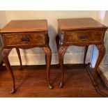 A pair of walnut side table with drawers to centre on cabriole legs (H67cm W40cm D36cm)