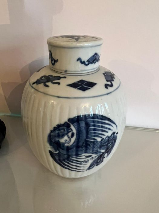 Three blue and white porcelain vases and lidded ginger jars - Image 3 of 5