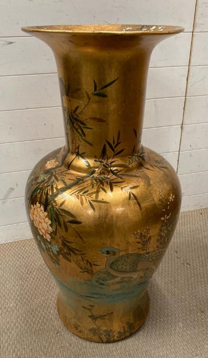 A large Chinese vase in gold with bamboo and floral detail (H97cm)