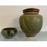A Studio pottery lidded jar by Bridget Drakeford Ceramics