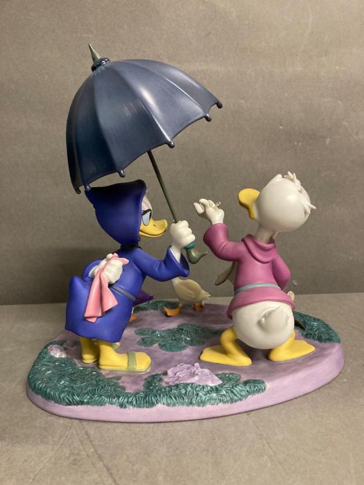 Walt Disney Classics Collection Donald and Daisy 1201846 - Image 3 of 4