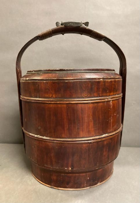 An antique three tier pine and bamboo Chinese wedding basket - Image 3 of 4