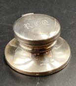 A Hallmarked silver inkwell, hallmarked for Birmingham, makers mark B & Co.