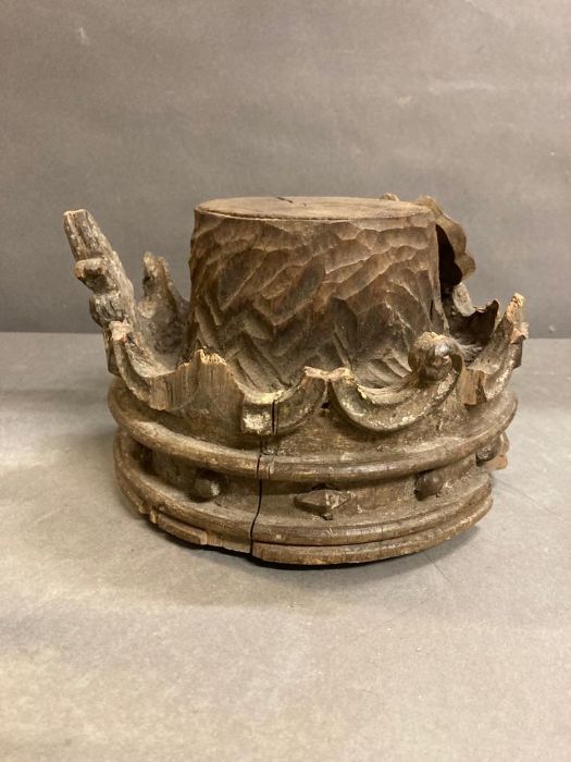 A carved crown, possibly a mould. - Image 2 of 2