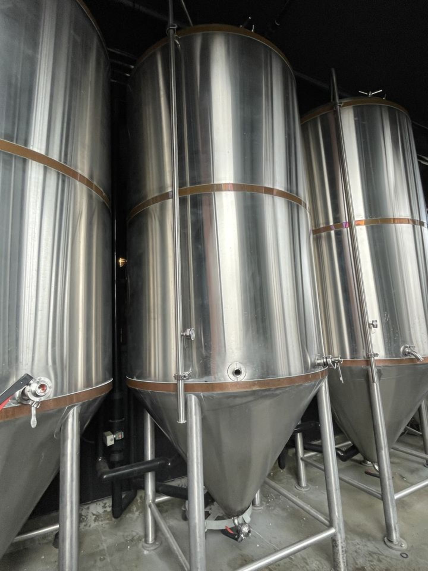JV Northwest 30-BBL Stainless Steel Vertical Glycol Jacketed Conical Unitank Fermenter (2000); 304