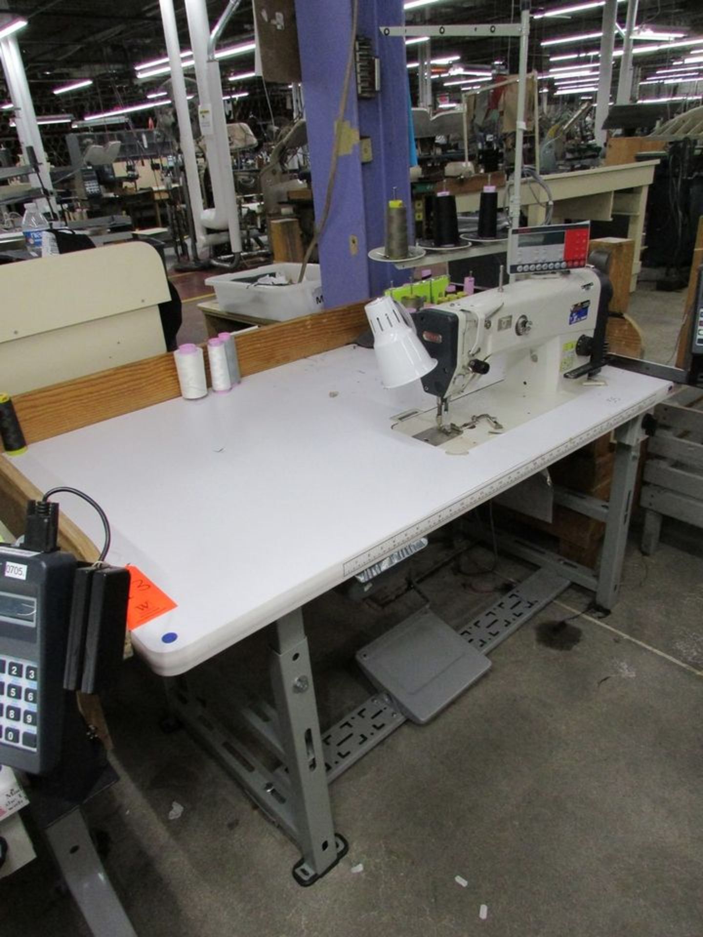 Pfaff Model 2083-8/31-900/24 (S/N: 7260736) Single Needle Lockstitch Sewing Machine, Back Tack, - Image 3 of 11