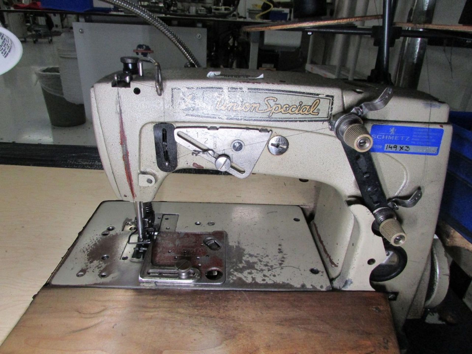 Union Special Model 56300 VZ Single Needle Chainstitch Sewing Machine and Table - Image 3 of 9