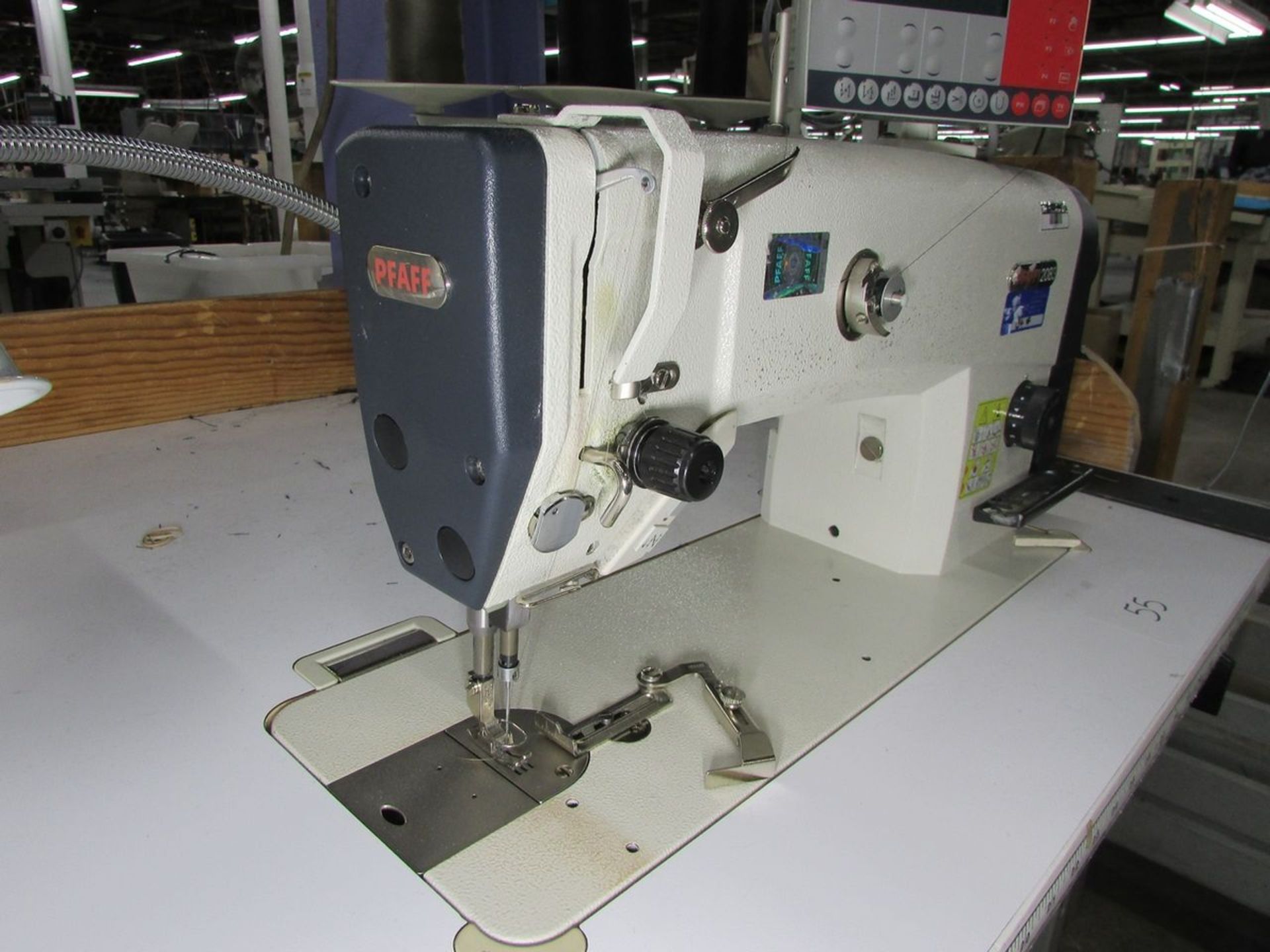 Pfaff Model 2083-8/31-900/24 (S/N: 7260736) Single Needle Lockstitch Sewing Machine, Back Tack, - Image 5 of 11