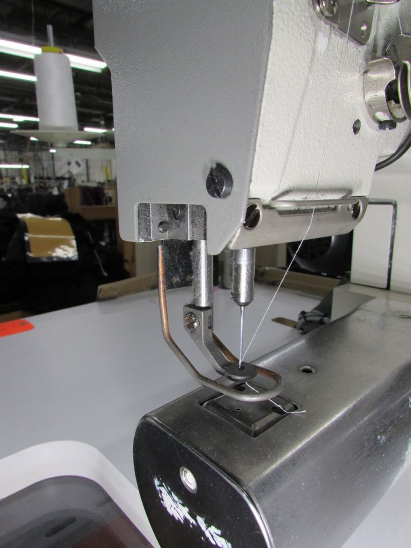 Pfaff Model 333-712/02 (S/N: 7255691) Single Needle Lockstitch Cylinder Bed Sewing Machine, Auto - Image 6 of 11