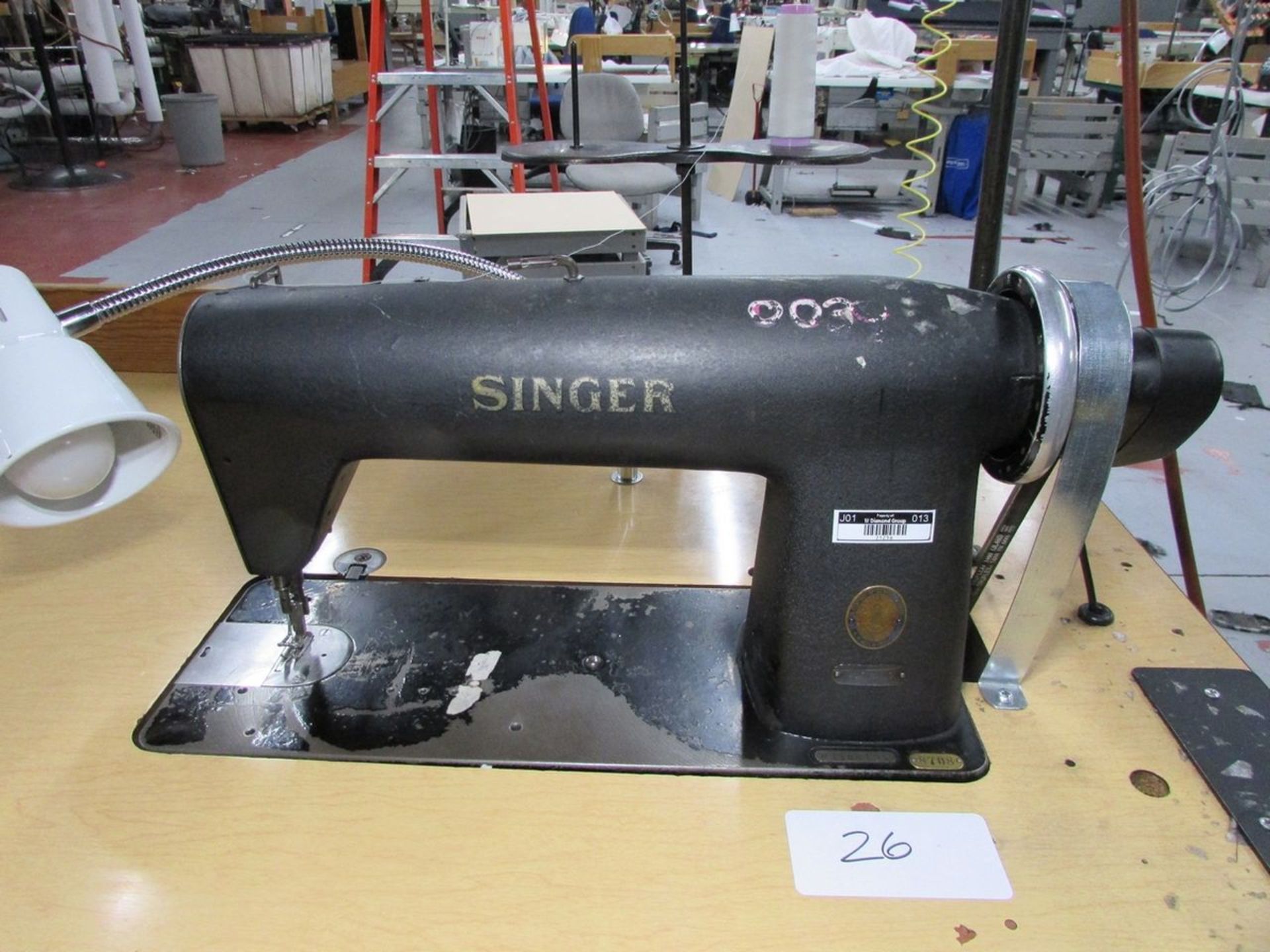 Singer Model 410W110 (S/N: W1188189) Single Needle Lockstitch Sewing Machine, Auto Needle - Image 3 of 9