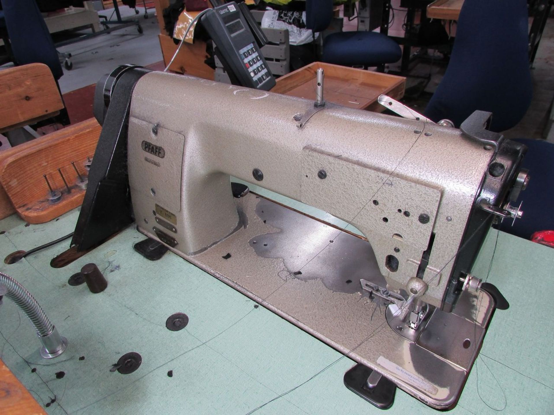 Pfaff Model 463-34/01 (S/N: 1310267) Single Needle Lockstitch Sewing Machine, Back Tack, Auto Needle - Image 8 of 9