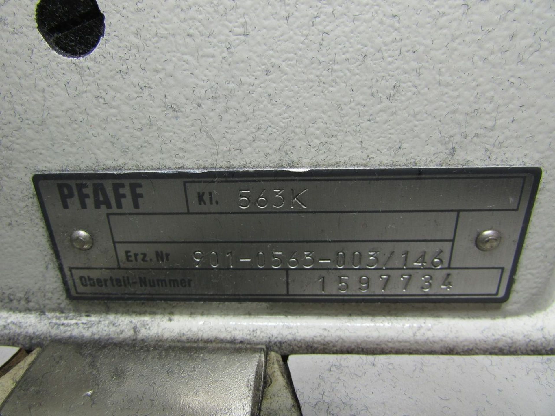 Pfaff Model 563K (S/N: 1597734) Single Needle Chainstitch Sewing Machine, Auto Needle Positioner, - Image 11 of 11