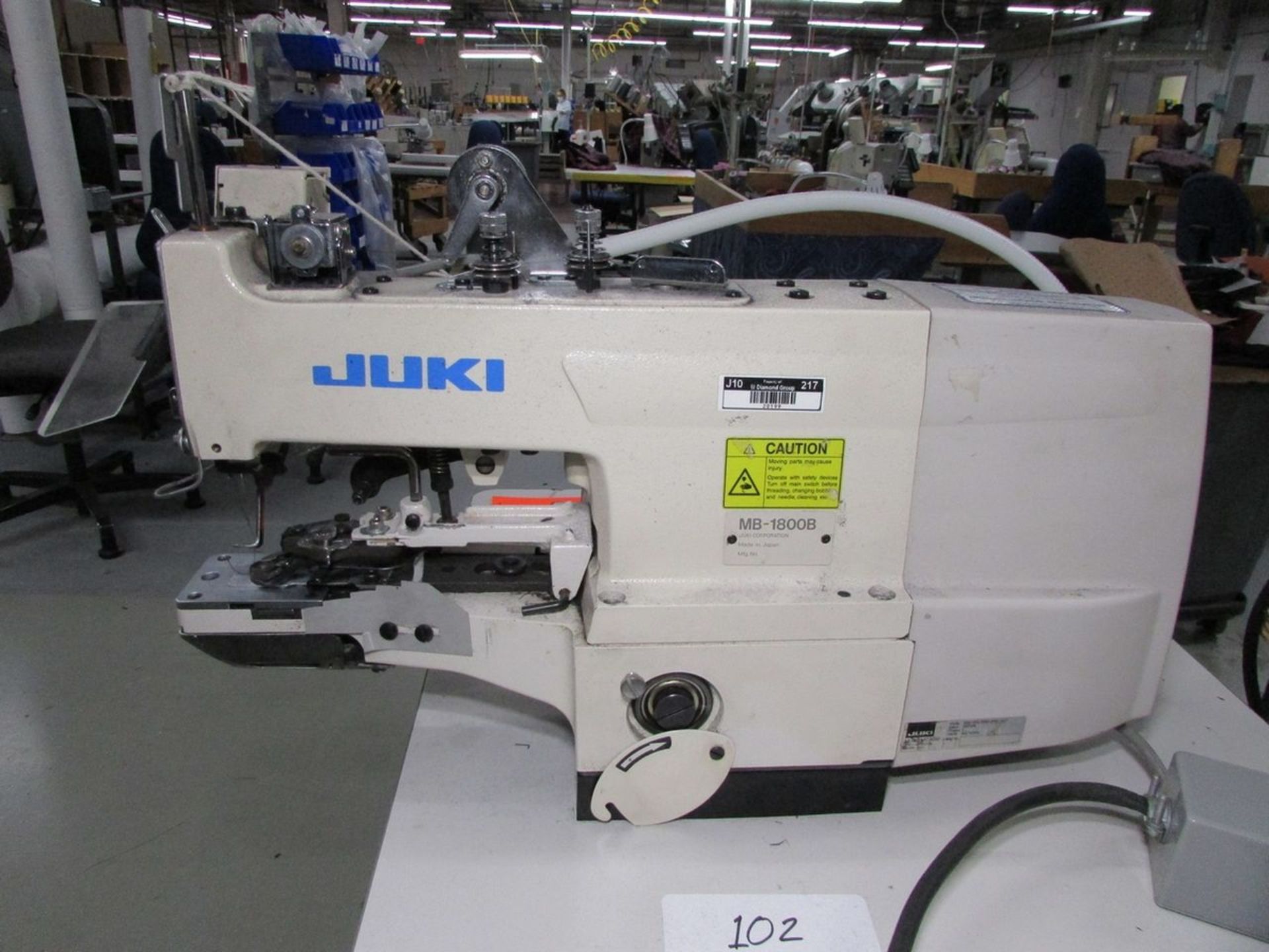 Juki Model MB-1800B (S/N: 2M2ZG00022) High Speed Single Thread Button Sewing Machine - Image 4 of 11