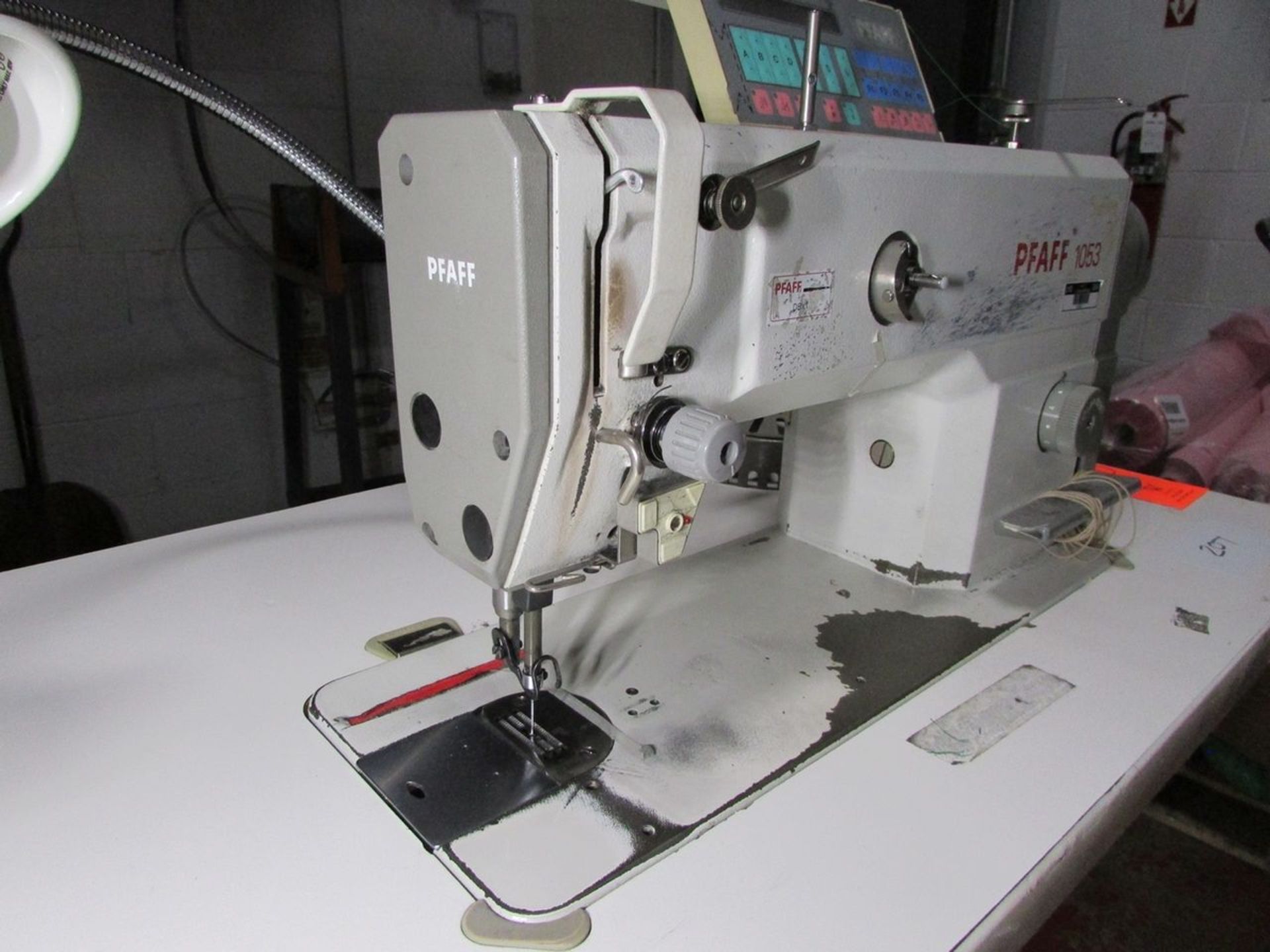Pfaff Model 1053-8/31-900/24 (S/N: 3-116924) Single Needle Lockstitch Sewing Machine, Pfaff Stitch - Image 4 of 9