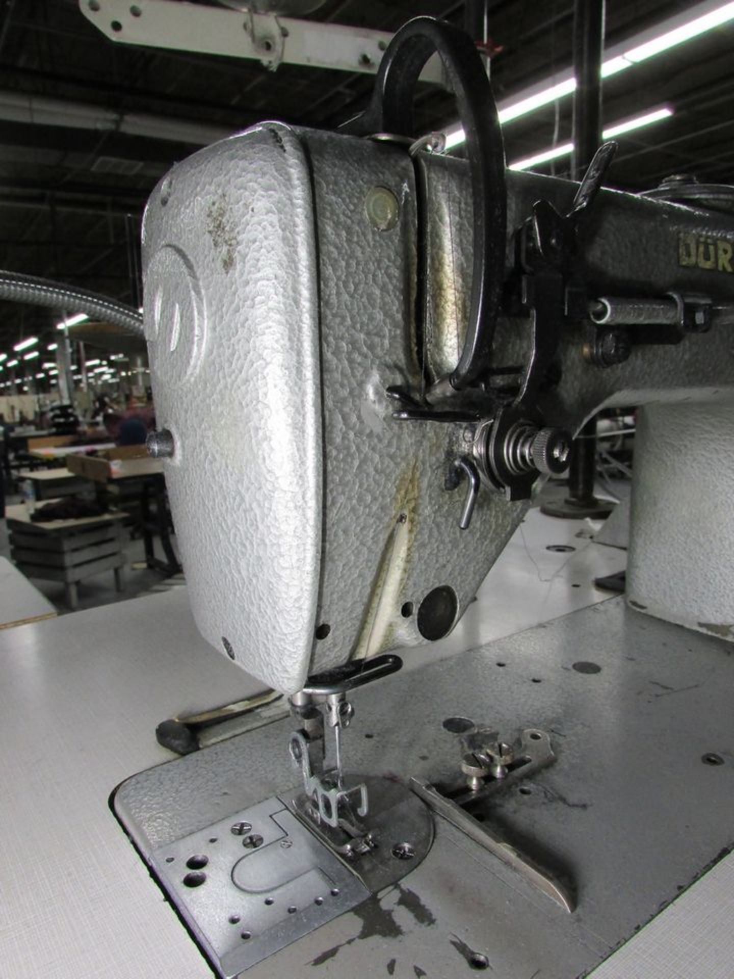 Durkopp Model 212-115105 (S/N: 115105) Single Needle Lockstitch High-Speed Sewing Machine, Auto - Image 5 of 9